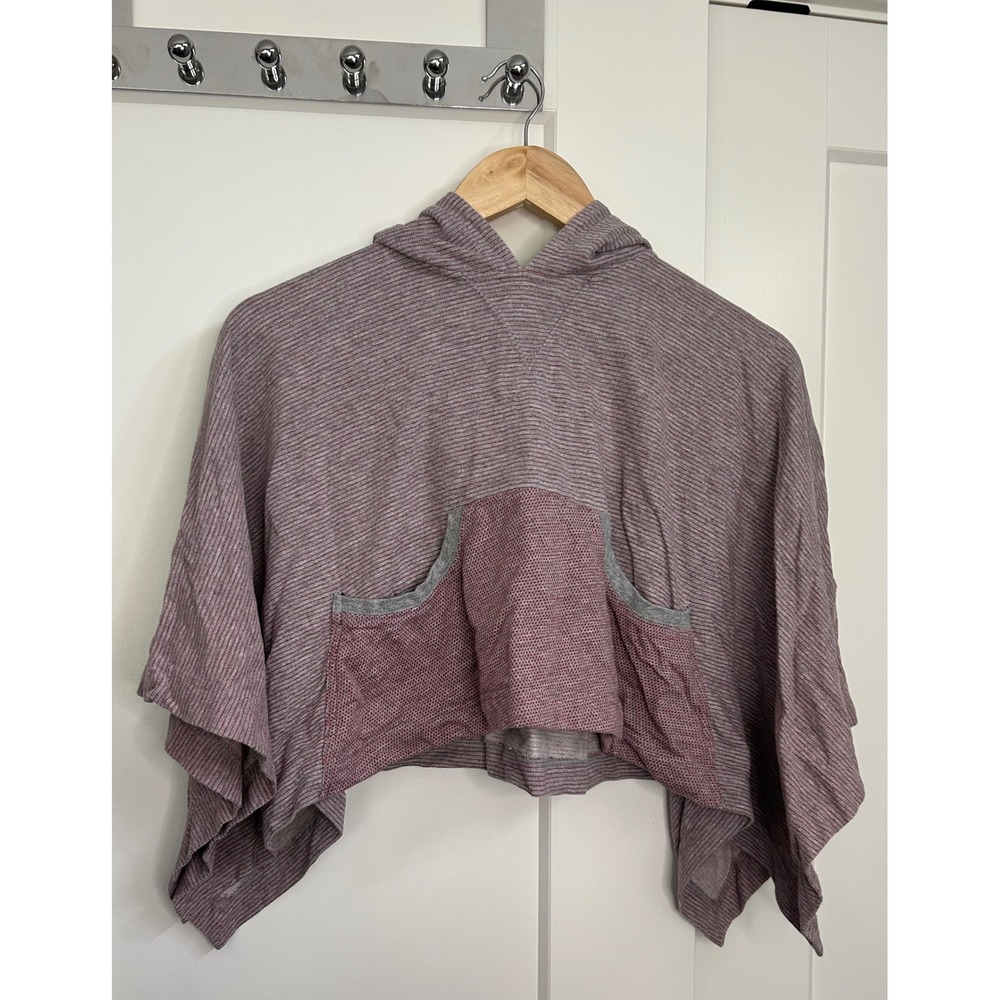 Paper Wings Organic Cotton Striped Poncho Hoodie Grey Red Size 6 Cropped Cape